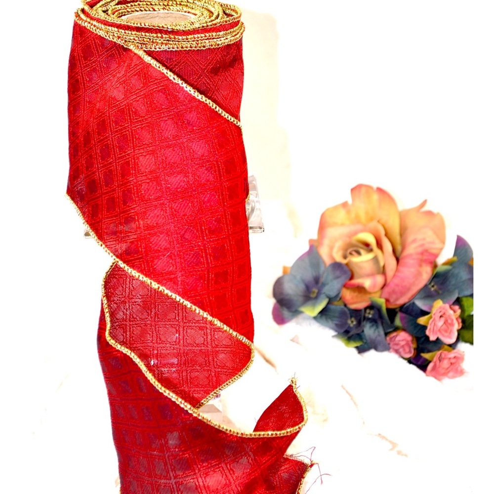 NWOT Red embossed design with gold trim